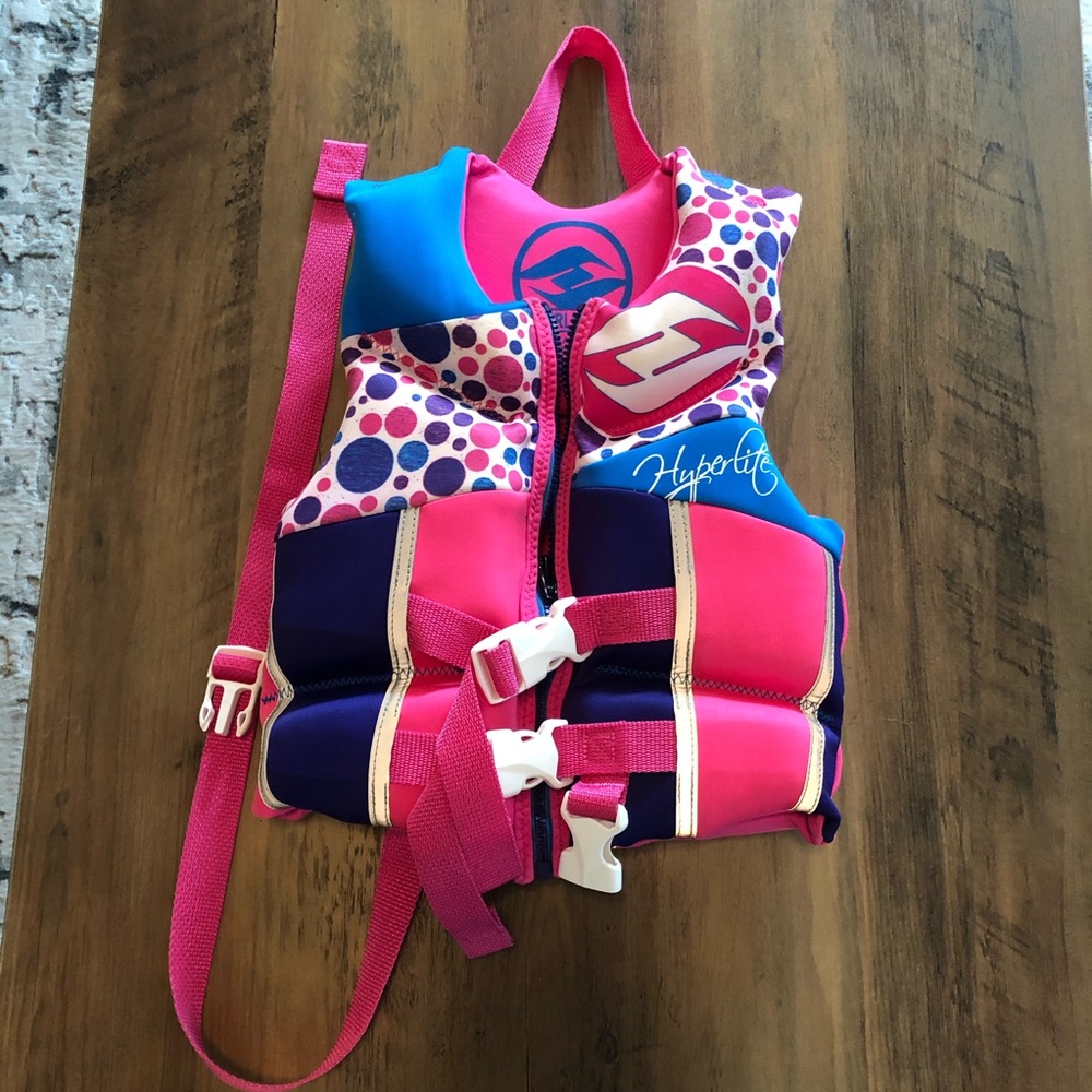 SOLD—-Hyperlite Kid’s vest